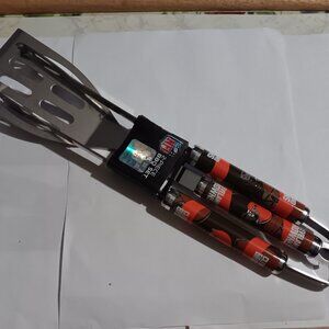 Cleveland Browns NFL Tailgating 2 Pc BBQ Grill Set